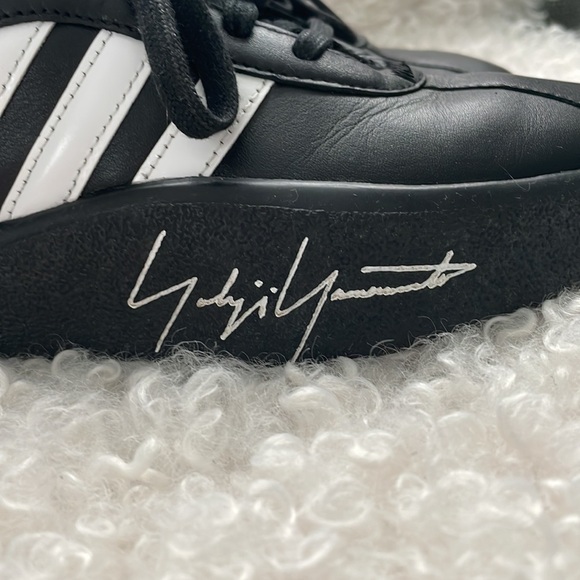 Adidas Y-3 Tangutsu Football Trainer - Picture 2 of 9